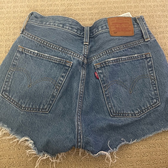 Levi’s 501 shorts - Picture 2 of 2
